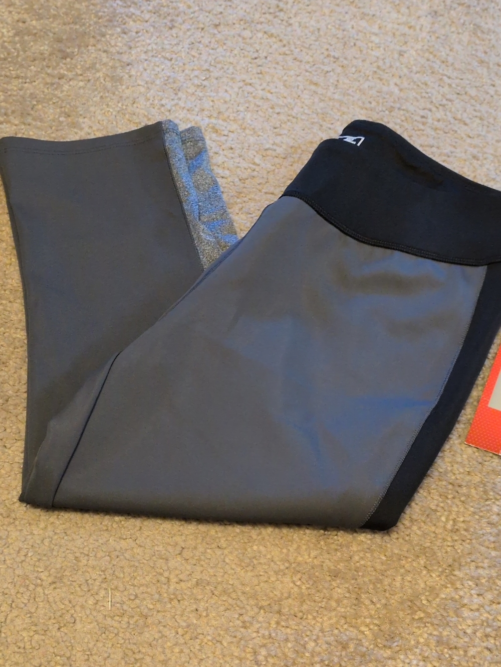 Women's New Balance Gray Athletic Leggings with Black Waistband